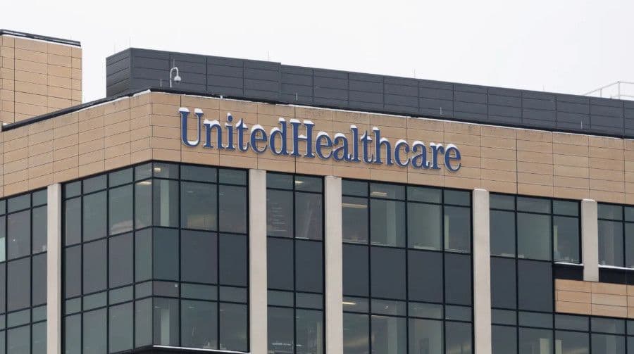 UnitedHealth vượt kỳ vọng Phố Wall, nâng triển vọng lợi nhuận 2026 nhờ kiểm soát chi phí y tế hiệu quả