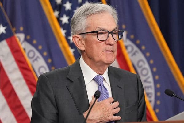 Fed chia rẽ nội bộ, áp lực chính trị gia tăng: Triển vọng lãi suất Mỹ năm 2026