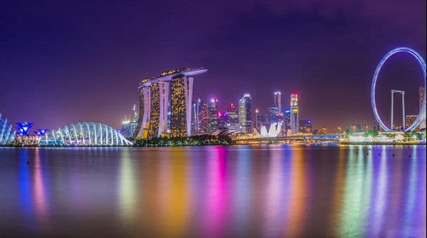 Kinh tế Singapore tăng trưởng 5,7% quý IV, cao nhất từ 2021 nhờ cú hích sản xuất