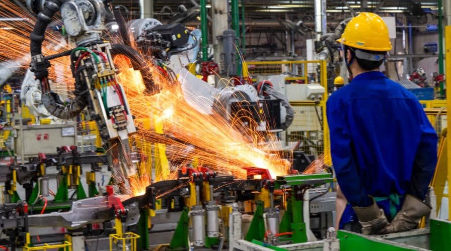 PMI Trung Quốc tháng 8 cải thiện nhưng vẫn dưới ngưỡng 50: Kinh tế tiếp tục đối mặt áp lực từ bất động sản