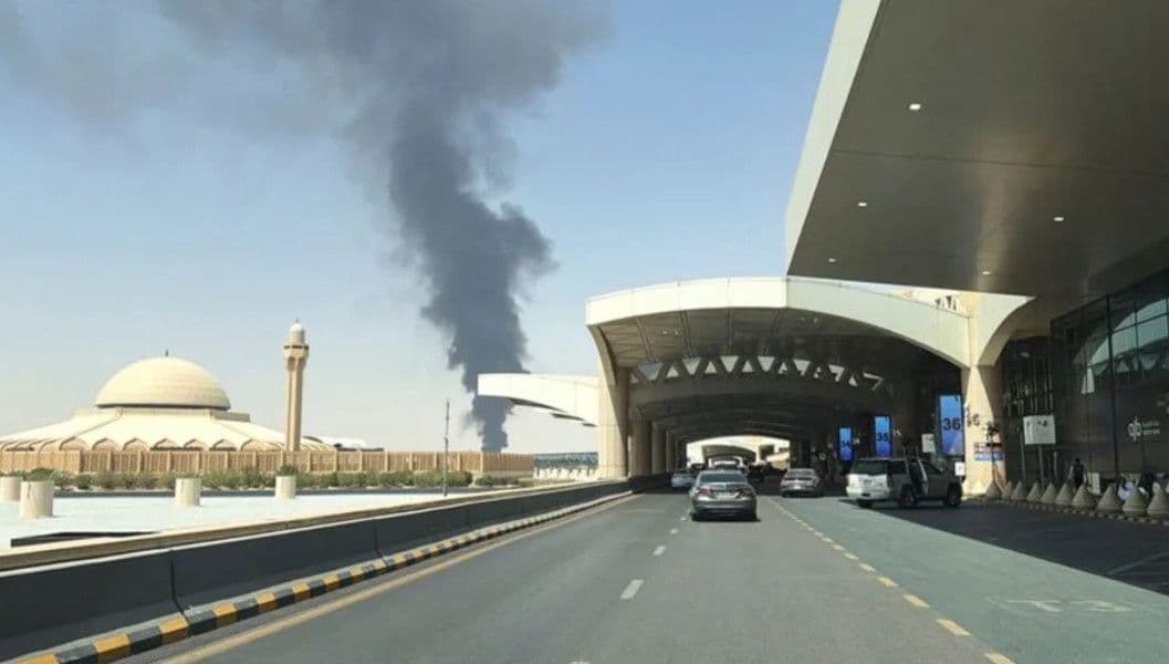 Giá dầu giảm xuống dưới 100 USD trong thời gian ngắn: Saudi Arabia tăng xuất khẩu, thị trường chờ tín hiệu từ Mỹ-Iran