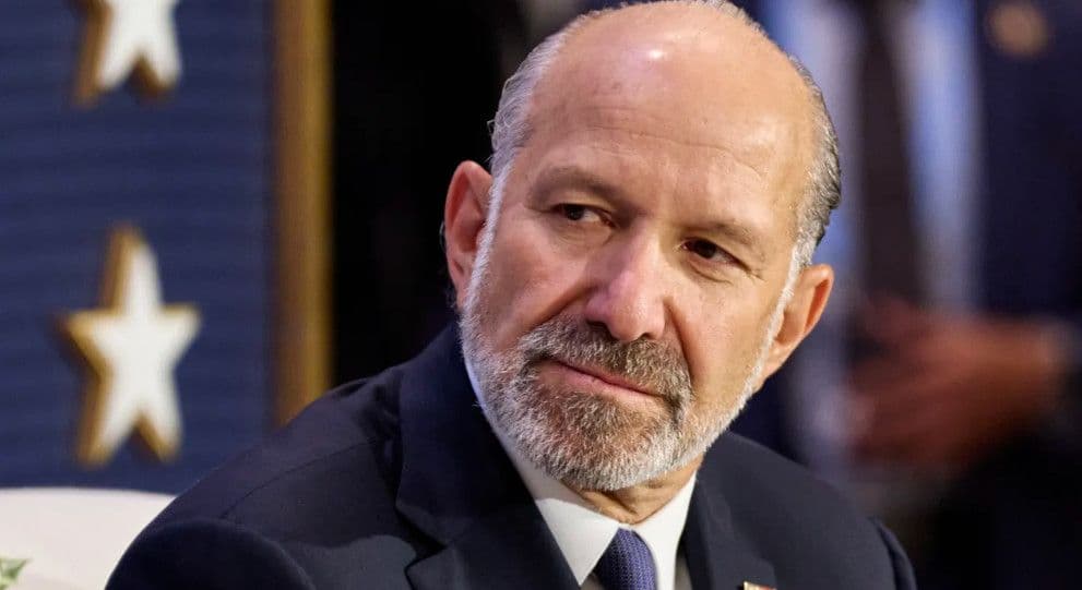 Bộ trưởng Thương mại Mỹ Howard Lutnick báo cáo thu nhập và giao dịch tài sản hàng trăm triệu USD