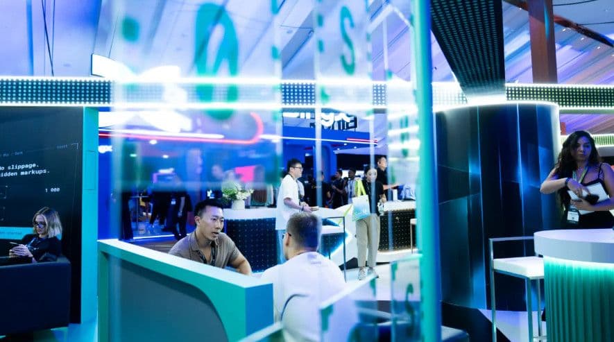 CEO Nasdaq: Mã hóa tài sản có thể giải phóng hàng chục tỷ USD vốn mắc kẹt trong hệ thống tài chính