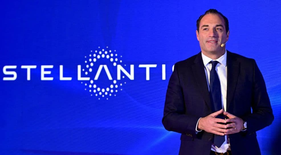 CEO Stellantis tái khẳng định mục tiêu 2026 giữa lúc cổ phiếu rơi xuống mức thấp kỷ lục