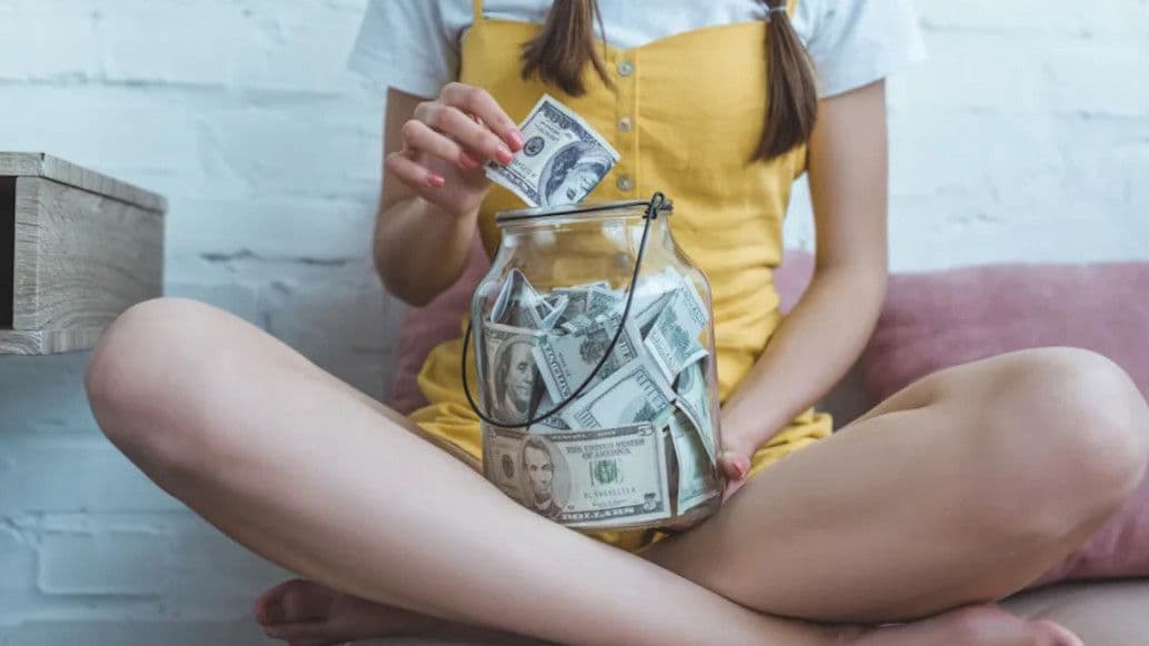 Chỉ cần đạt 1 trong 3 tiêu chí tài chính này, bạn đã vượt 50% người Mỹ?