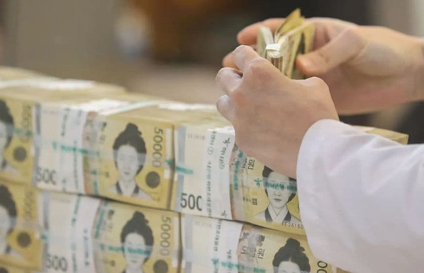 Đồng won Hàn Quốc đối mặt áp lực cuối năm: Tỷ giá USD/KRW có thể tiến sát mốc 1.400 won
