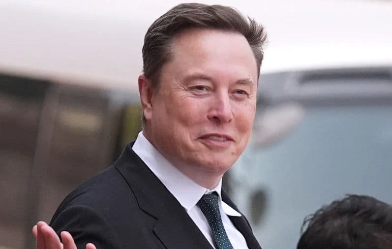 Elon Musk cảnh báo sức ép từ Trung Quốc: Cổ phiếu Micron, SanDisk lao dốc vì nguy cơ đảo chiều thị trường chip nhớ