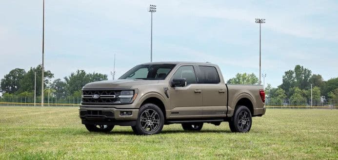 Ford đối mặt áp lực lợi nhuận quý III: Nguồn cung F-150 và doanh số xe điện lao dốc gây lo ngại