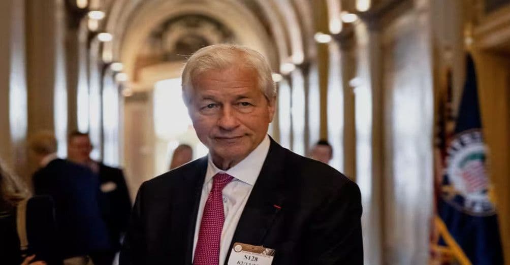 Jamie Dimon cảnh báo AI sẽ xóa bỏ nhiều việc làm: Nếu thu nhập tài xế xe tải giảm từ 150.000 xuống 25.000 USD sẽ có bất ổn xã hội