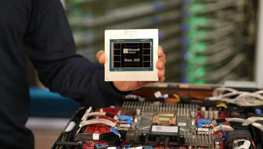 Microsoft tăng tốc phát triển chip AI Maia, hướng tới giảm phụ thuộc vào Nvidia