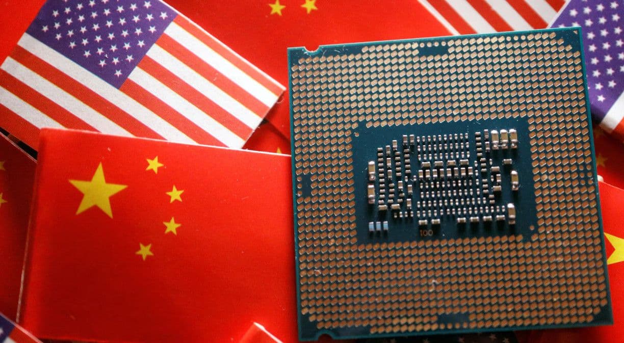 Trung Quốc siết xuất khẩu 23 công nghệ AI cốt lõi: Cạnh tranh với Mỹ mở rộng từ chip bán dẫn sang mô hình trí tuệ nhân tạo