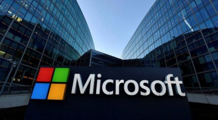 Vì sao cổ phiếu Microsoft đứng vững sau báo cáo lợi nhuận, trong khi Alphabet lao dốc 10%?