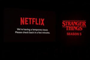 Netflix gặp sự cố gián đoạn trong buổi ra mắt phần thứ năm của Stranger Things