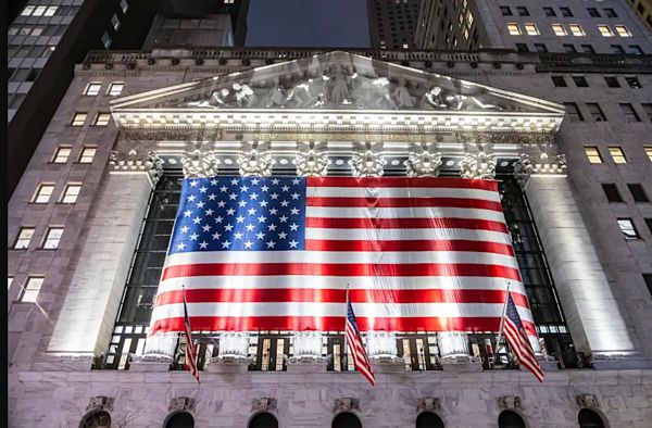 Ngân hàng lớn nhất Mỹ khép lại năm 2025 ở đỉnh cao, đặt cược lớn vào chu kỳ tăng trưởng mới