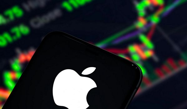 Apple lập kỷ lục doanh thu quý 1 với 143.8 tỷ USD: iPhone 17 bùng nổ, Trung Quốc trở lại vai trò động lực tăng trưởng