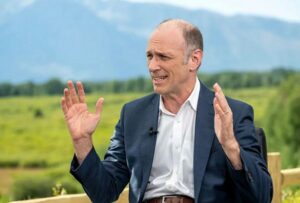 Fed phát tín hiệu tạm dừng cắt giảm lãi suất khi lạm phát vẫn dai dẳng và thị trường lao động ổn định