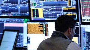 Thị trường chứng khoán dưới thời Trump có gì khác biết?