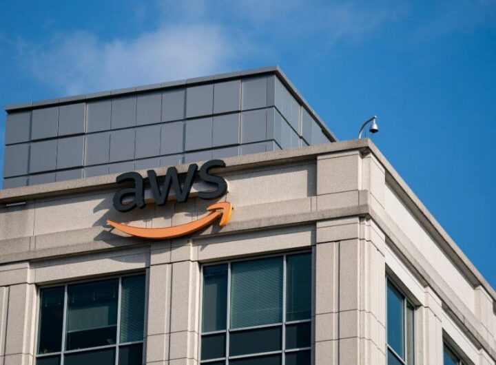 Amazon có thể bán chip AI ra thị trường: Tham vọng 50 tỷ USD thách thức Nvidia