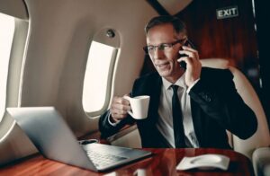 Cá nhân tài sản ròng cao (HNWI) là gì? Chiến lược tài chính giúp bạn tiến gần mốc triệu đô