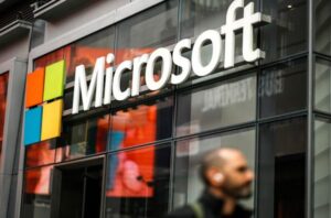 Cổ Phiếu Công Nghệ Lao Dốc Vì Chiến Sự Iran: Khủng Hoảng Tạm Thời Hay Cơ Hội Vàng Cho Nhà Đầu Tư?