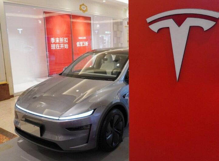 Cổ phiếu Tesla lao dốc 8 tuần liên tiếp: Áp lực gia tăng trước loạt “ẩn số” năm 2026