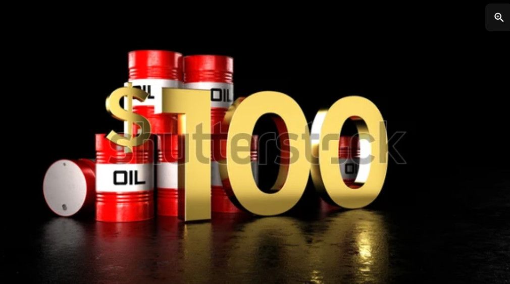 Giá dầu vượt 100 USD/thùng: 5 cách bào mòn ví tiền người tiêu dùng bạn cần biết ngay