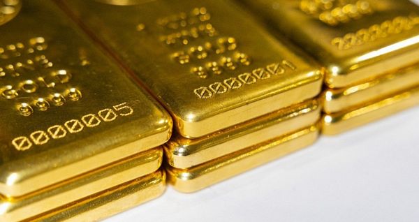 Giá vàng bật tăng giữa căng thẳng Mỹ – Iran: Lạm phát hạ nhiệt nhưng rủi ro vẫn hiện hữu