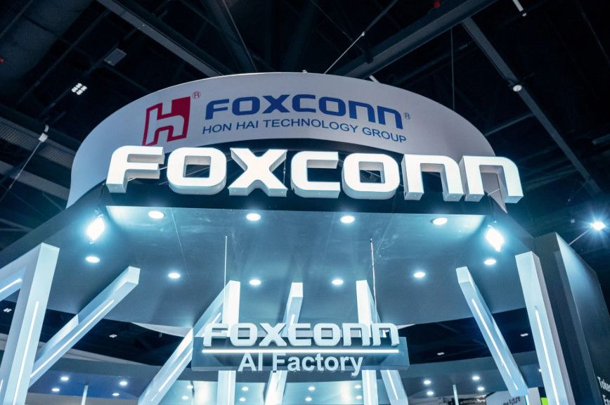 Hon Hai (Foxconn) báo lãi bùng nổ quý I: Doanh thu tăng gần 30% nhờ làn sóng AI giữa biến động Trung Đông