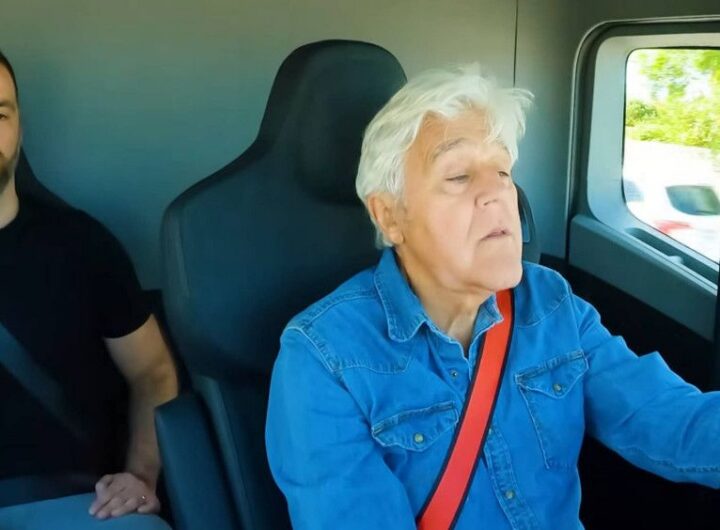 Jay Leno lái thử Tesla Semi: Pin 1 triệu dặm có thể “lật đổ” xe diesel?