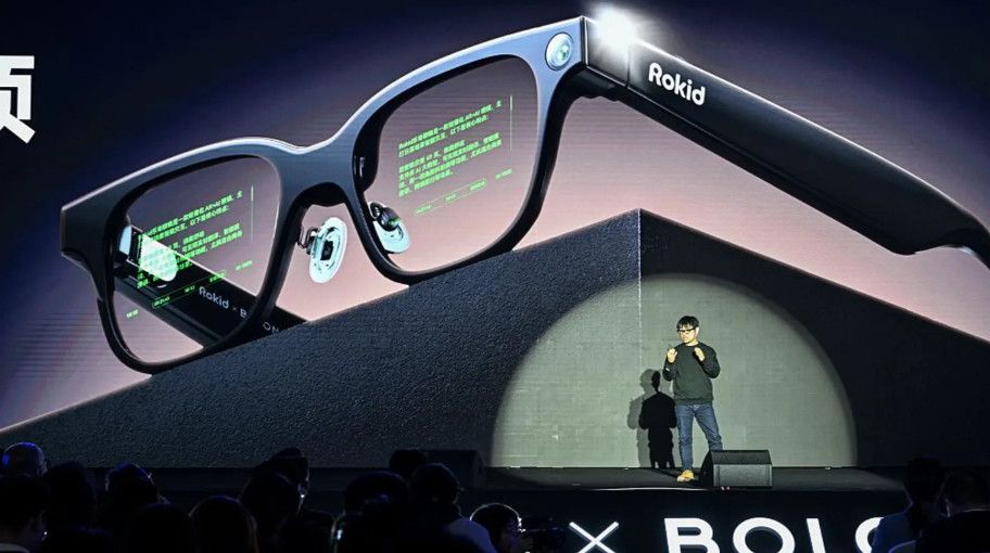 Kính AI Trung Quốc vượt mặt Meta: Vì sao người dùng sẵn sàng trả thêm tiền cho công nghệ “nhắc chữ”?