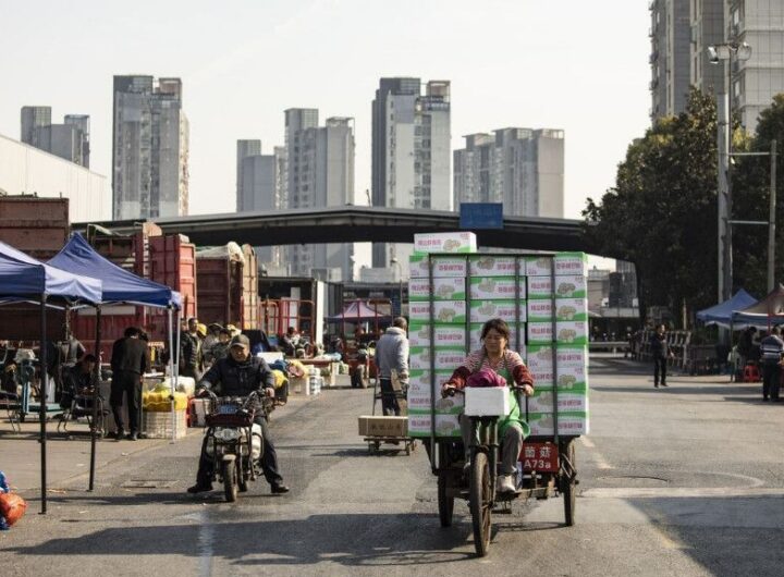 Lợi suất trái phiếu Trung Quốc trước bước ngoặt lịch sử: Áp lực giảm phát hạ nhiệt, kỳ vọng lãi suất đảo chiều