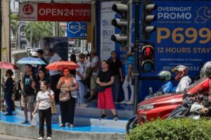 Ngân hàng Thế giới hạ dự báo tăng trưởng Philippines: Nguy cơ suy thoái từ xung đột Trung Đông và cú sốc kiều hối