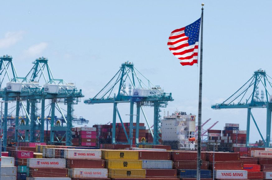 Nhập khẩu container Mỹ giảm nhẹ trong tháng 3/2026: Tín hiệu cảnh báo hay điều chỉnh tạm thời của nền kinh tế? Nhập khẩu container Mỹ giảm nhẹ trong tháng 3/2026: Tín hiệu cảnh báo hay điều chỉnh tạm thời của nền kinh tế?