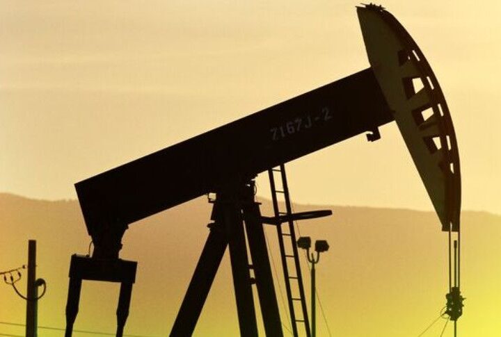 Trung Quốc thoát giảm phát sau 3 năm: Giá sản xuất đảo chiều, cú sốc dầu mỏ định hình lại nền kinh tế