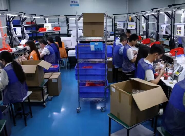 Thuế quan của Donald Trump không đánh gục sản xuất Trung Quốc: Chuỗi cung ứng toàn cầu đang tái định hình