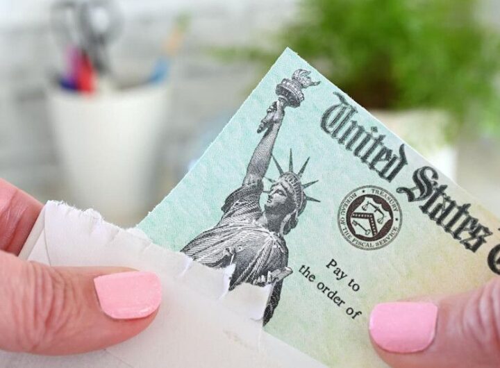 Tiền hoàn thuế 2026: Phao cứu sinh tài chính của người Mỹ và cách sử dụng thông minh để tránh bẫy chi tiêu