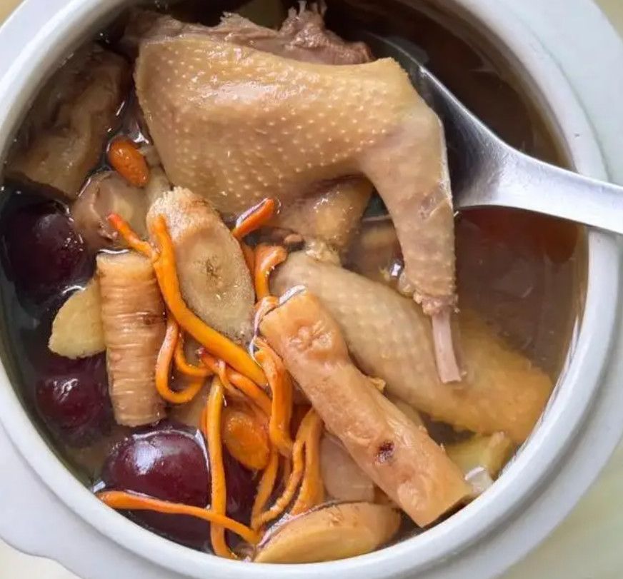 4 loại thịt tốt cho tim mạch: Không phải thịt bò hay thịt lợn, ăn đúng cách giúp mạch máu sạch và nhịp tim ổn định