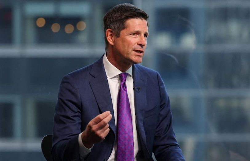 CEO Charles Schwab: Xây Dựng Tài Sản Quan Trọng Hơn Tiền Điện Tử Và Cờ Bạc Trong Kỷ Nguyên AI CEO Charles Schwab: Xây Dựng Tài Sản Quan Trọng Hơn Tiền Điện Tử Và Cờ Bạc Trong Kỷ Nguyên AI