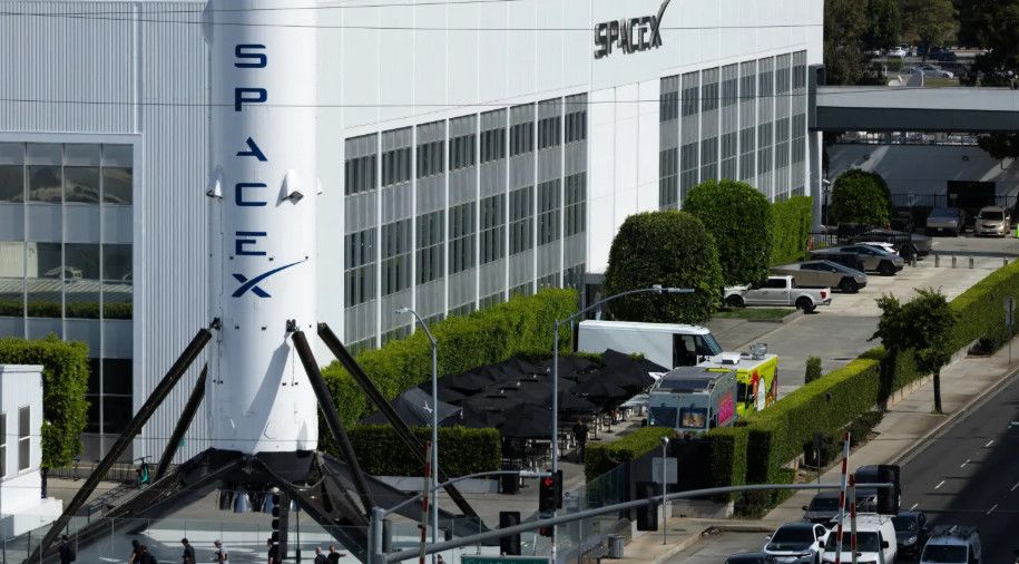 SpaceX Có Xứng Đáng Với Định Giá Gần 2 Nghìn Tỷ USD? Cựu Thành Viên Hội Đồng Quản Trị Tesla Đưa Ra Cảnh Báo Đáng Chú Ý