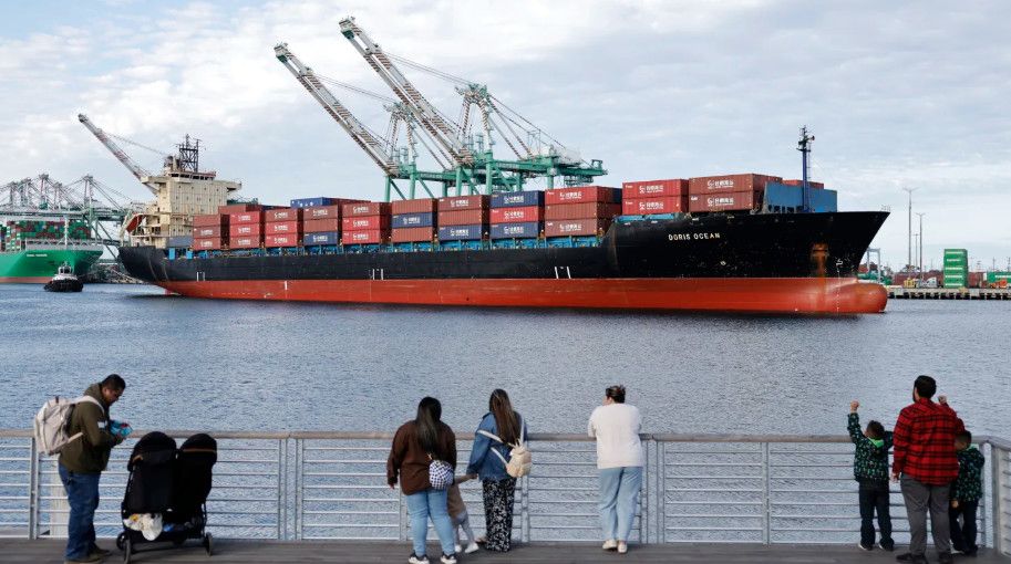 Thuế quan mới của ông Trump lập tức bị kiện: Chuyên gia cảnh báo nguy cơ tiếp tục bị tòa án bác bỏ