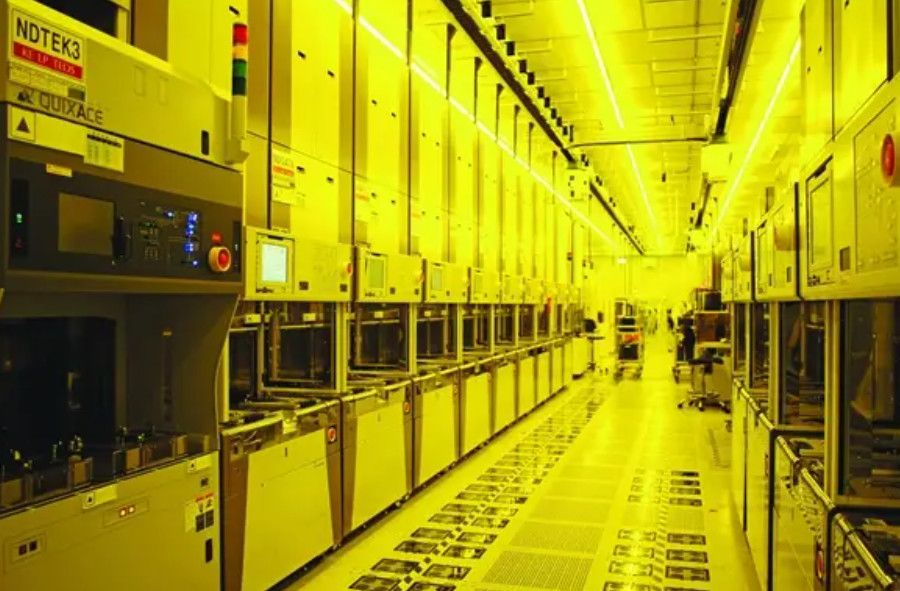 Chuyên gia Mỹ: Hạn chế chip đang kìm hãm tham vọng sản xuất bán dẫn tiên tiến của Trung Quốc