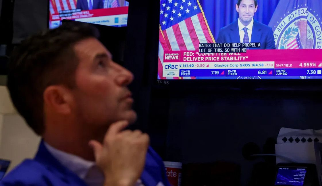 Dow Jones giảm hơn 600 điểm sau quyết định của Fed, cảnh báo lạm phát khiến Phố Wall rung lắc Dow Jones giảm hơn 600 điểm sau quyết định của Fed, cảnh báo lạm phát khiến Phố Wall rung lắc