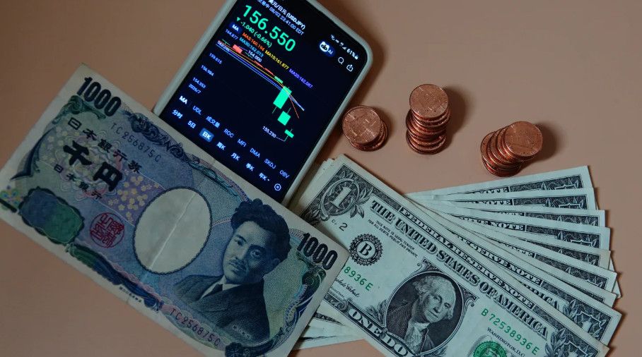 Dự trữ ngoại hối Nhật Bản giảm kỷ lục gần 80 tỷ USD sau các đợt can thiệp cứu đồng yên