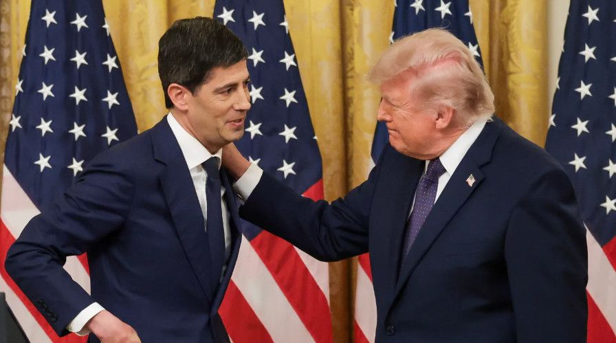 Ông Trump gia tăng sức ép với Fed trước cuộc họp tháng 9: Tăng lãi suất hay giữ nguyên đang là bài toán khó