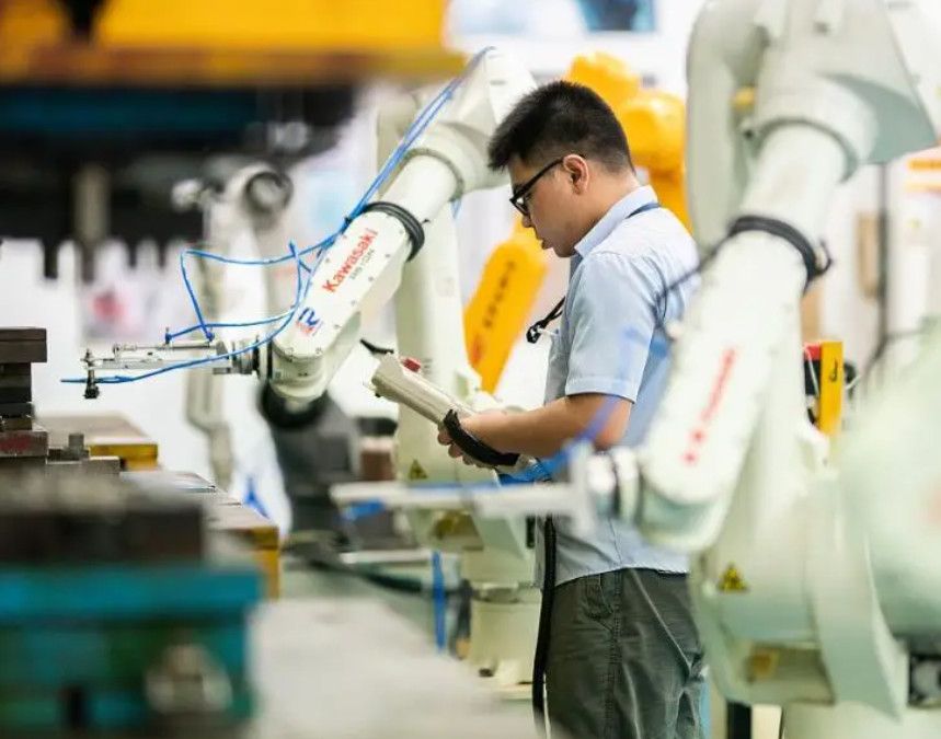 Vấn đề lớn nhất mà Trung Quốc đang phải đối mặt hiện nay không còn là làm thế nào để phát triển hay làm thế nào để giàu có nữa.