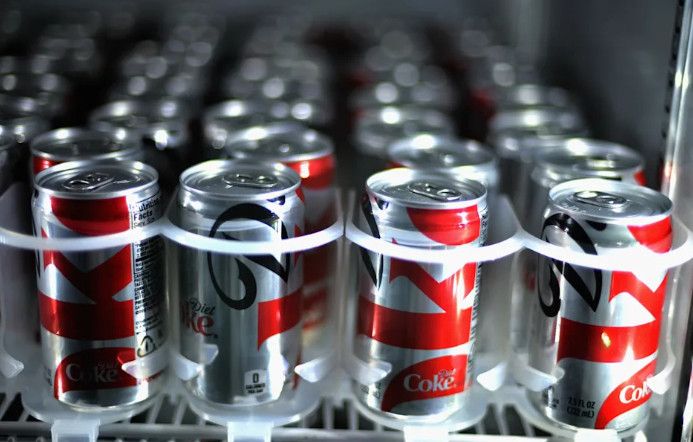 CEO Coca-Cola lên tiếng về biệt danh “thuốc lá tủ lạnh” của Diet Coke: Người tiêu dùng muốn gọi thế nào cũng được