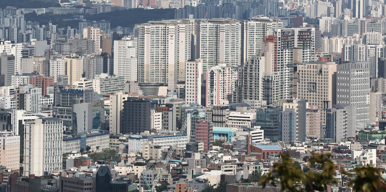 Nợ quá hạn vay mua nhà Bogeumjari tại Hàn Quốc tăng gấp 3 lần: Mất nhà vẫn còn gánh nợ